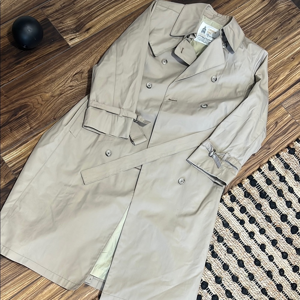 London Fog Tan Trench Coat Double-Breasted Classic